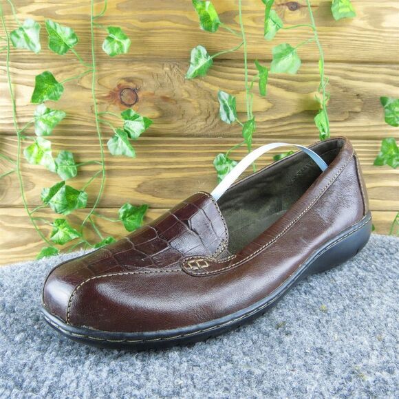 Clarks ‎ Women Ballet Shoes Size 8.5 Medium Brown Leather Slip On - Picture 1 of 10